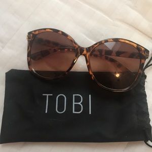 Tortoise shell sun glasses! Never worn!